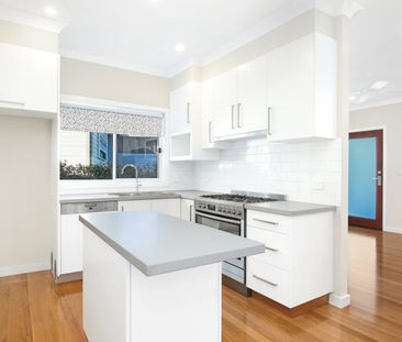 Modern Coastal Living - Photo 2