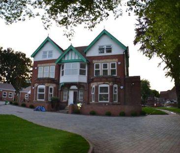 Earls Road, Nuneaton, CV11 - Photo 4