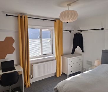 6 bedroom house - Photo 6