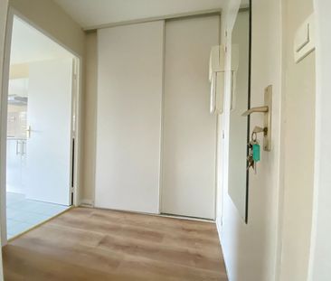 Location Appartement 2 pièces 54m² BOIS GUILLAUME 76230 - Photo 4
