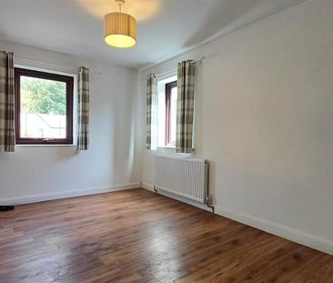 5 bedroom detached house to rent - Photo 6