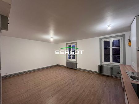 T2 bis au rdc saint claude - Photo 3