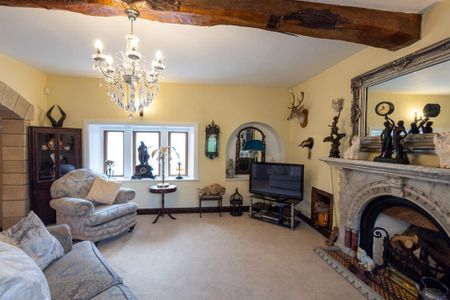 3 bedroom semi-detached house to rent - Photo 3