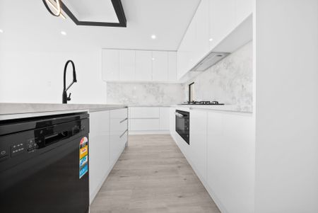 For Rent - Modern Family Home in Prime Wollert Location - Photo 3