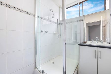 2/7 Allard Street, Brunswick West VIC 3055 - Photo 4