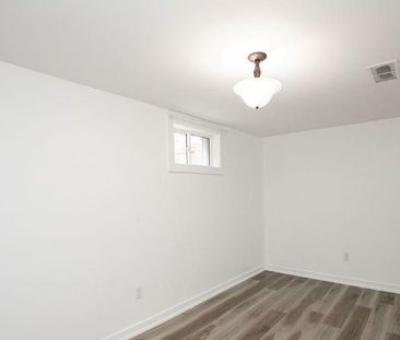 For Lease - 771 RENNIE Street Unit# Bsmt, Hamilton, Ontario - Photo 5