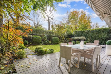 Location Appartement de luxe Neuilly-sur-Seine 5 Pièces 170 m² - Photo 3