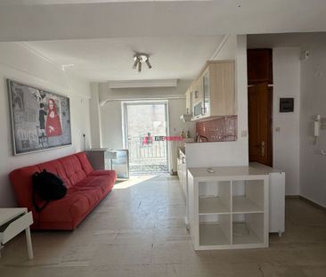 Studio/Γκαρσονιέρα για ενοικίαση Κέντρο (Χαριλάου) - Photo 4