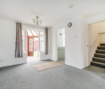 3 bedroom terraced house to rent - Photo 5