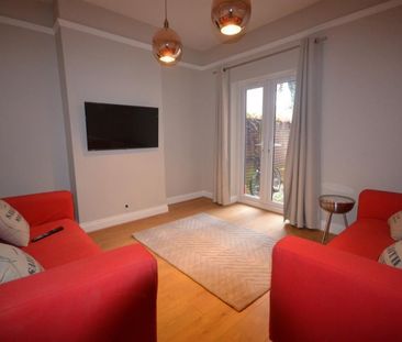 1 bedroom Flat To Let - Photo 3