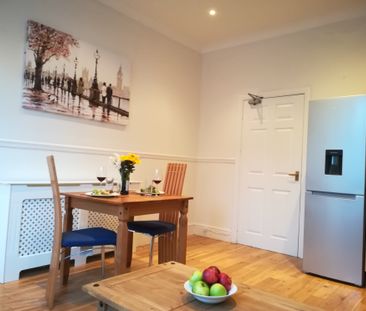 Ground Floor Front Flat, Sketty Road, Uplands, Swansea SA2 0EU - Photo 2