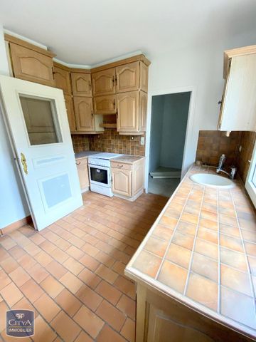 Location Maison 6 pièces 177m² BEAUVAIS 60000 - Photo 4