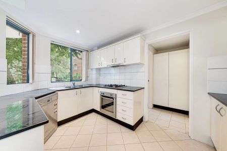 22/557 Mowbray Road, Lane Cove. - Photo 4