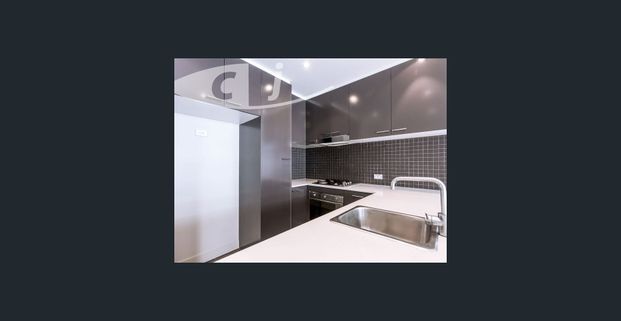 North Facing one bedroom apartment - Photo 1