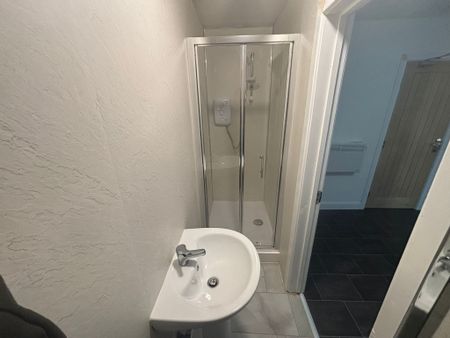 Stoney Stanton Road, Hillfields - Photo 4