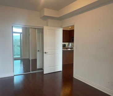 For Lease - 10 Bloorview Place Unit# 721, Toronto, Ontario - Photo 2