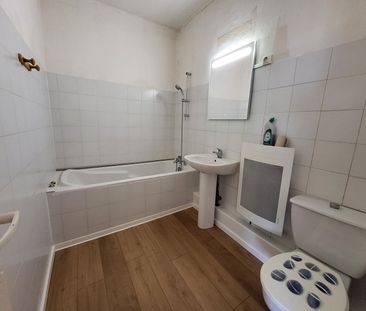 Location Appartement 2 pièces 31m² - Photo 2