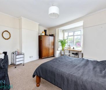 4 bedroom terraced house to rent - Photo 5