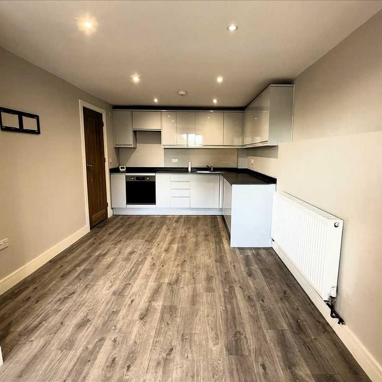 2 bedroom detached house to rent - Photo 1