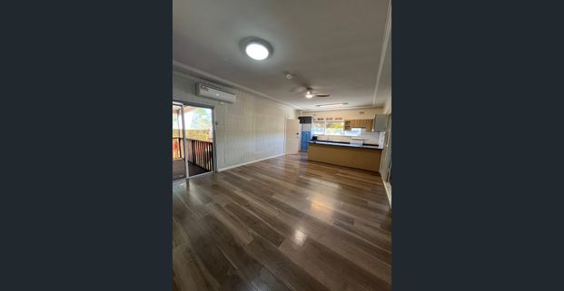 Spacious 4-Bed Family Home in a Super Convenient Location - Photo 1