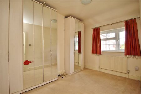 Stoughton Road, Guildford, Surrey, GU1 1LH - Photo 3