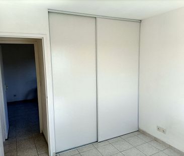 NIMES VACQUEROLLES - APT TYPE 3 58.36 M2 AVEC TERRASSE ET PARKING, - Photo 2
