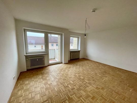 Mietwohnung in Landau a.d.Isar - Frisch renoviert! 3-Zimmer-Wohnung mit Balkon sucht neuen Mieter! - Photo 1