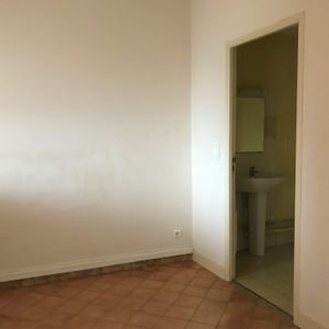 T1bis DE 32M² RÉNOVÉ – SECTEUR MONTJOVIS – LIMOGES – LOCATION – ETUDIANT - Photo 2