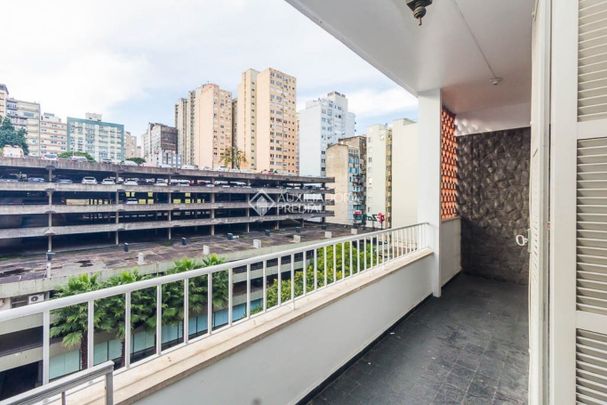 Apartamento com 3 quartos e 154m² para alugar em Centro Histórico, Porto Alegre. - Foto 1