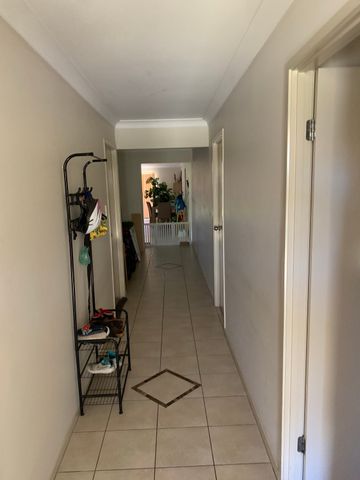 Upper Coomera - Photo 2