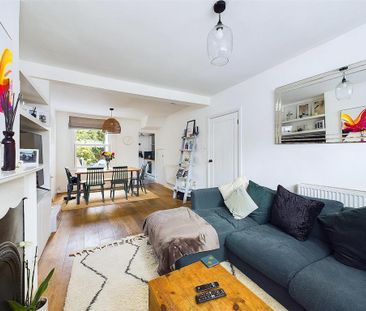 2 bedroom terraced house to rent - Photo 2