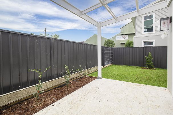 10/93 Prince Street, Waratah NSW 2298 - Townhouse For Rent | Domain - Photo 1