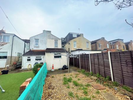 Wheatstone Road, Southsea - Photo 4