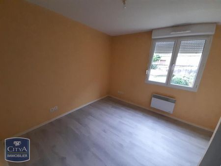 Location Appartement 2 pièces 54m² THIERS 63300 - Photo 2