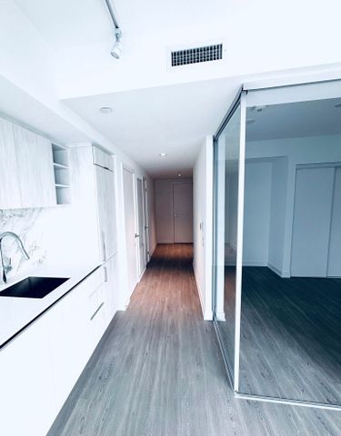 For Lease - 8 Wellesley Street Unit# 4505, Toronto, Ontario - Photo 3