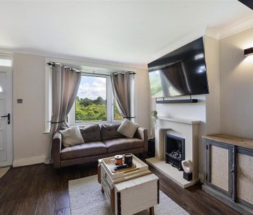 2 bedroom semi-detached house to rent - Photo 2