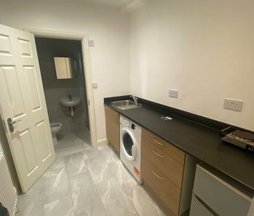 Studio Flat, Fleetwood Road, NW10 - Photo 5