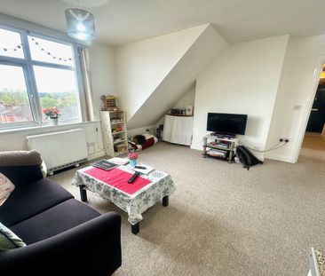 High Road, Swaythling, SO16 - Photo 1