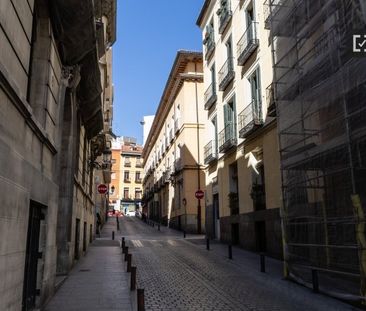 madrid, Community of Madrid 28013 - Photo 1