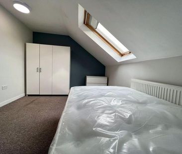 5 bedroom maisonette to rent - Photo 2