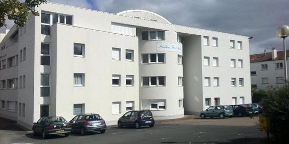 Location Appartement 1 pièce 17m² POITIERS 86000 - Photo 3