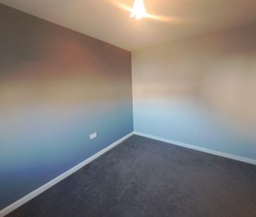 4 bedroom detached house to rent - Photo 6