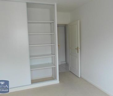 Location Appartement 3 pièces 58m² LILLE 59000 - Photo 4