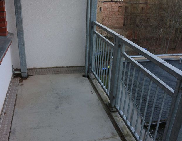 3. OG mit Gäste-WC + Balkon ! Stellplatz möglich ! - Foto 1