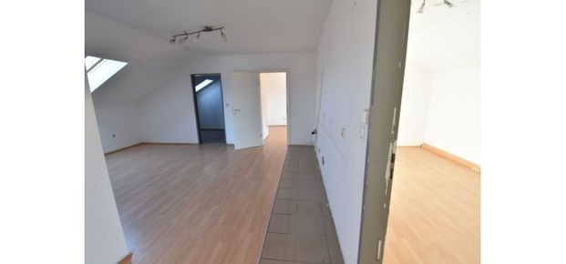 147/28673 Provisionsfrei - Vier Zimmer Wohnung in Frohsdorf! - Photo 1