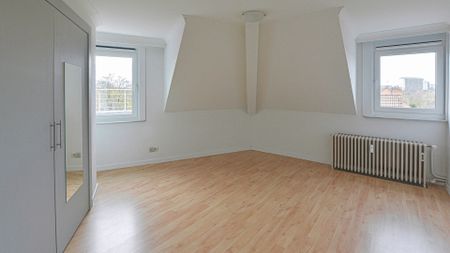 Penthouse te huur in Woluwe-Saint-Lambert - Photo 4