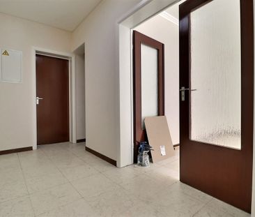 Appartement rénové de +/- 70 m2, 2 chambres + cave + parking en sou... - Foto 5