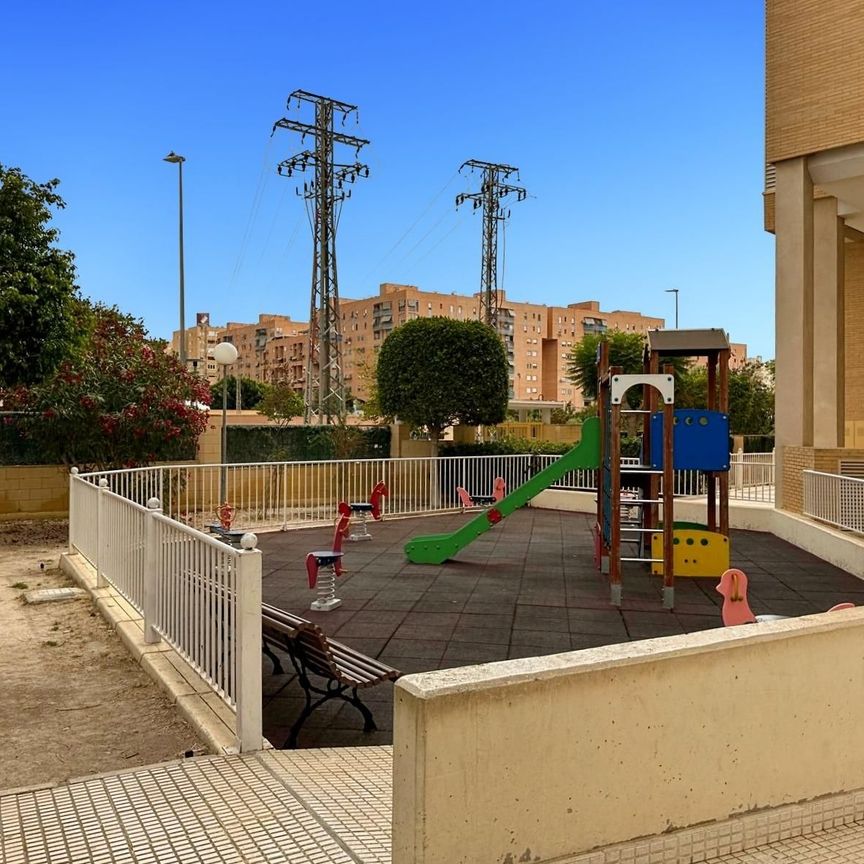 Piso de alquiler en Calle Rincon de Leon, San Gabriel - Photo 1