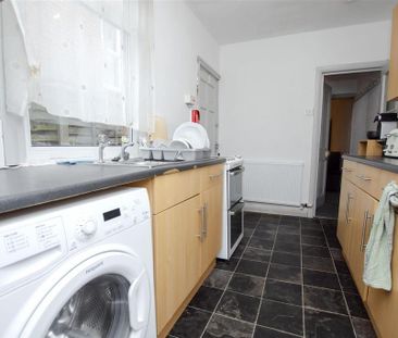 3 bedroom house to rent - Photo 2