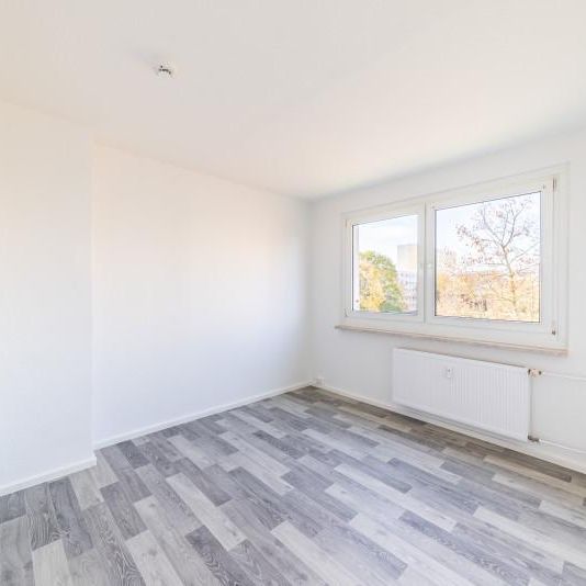 Wir sanieren für Sie - 3 Zimmer-Wohnung in Halle - Photo 1